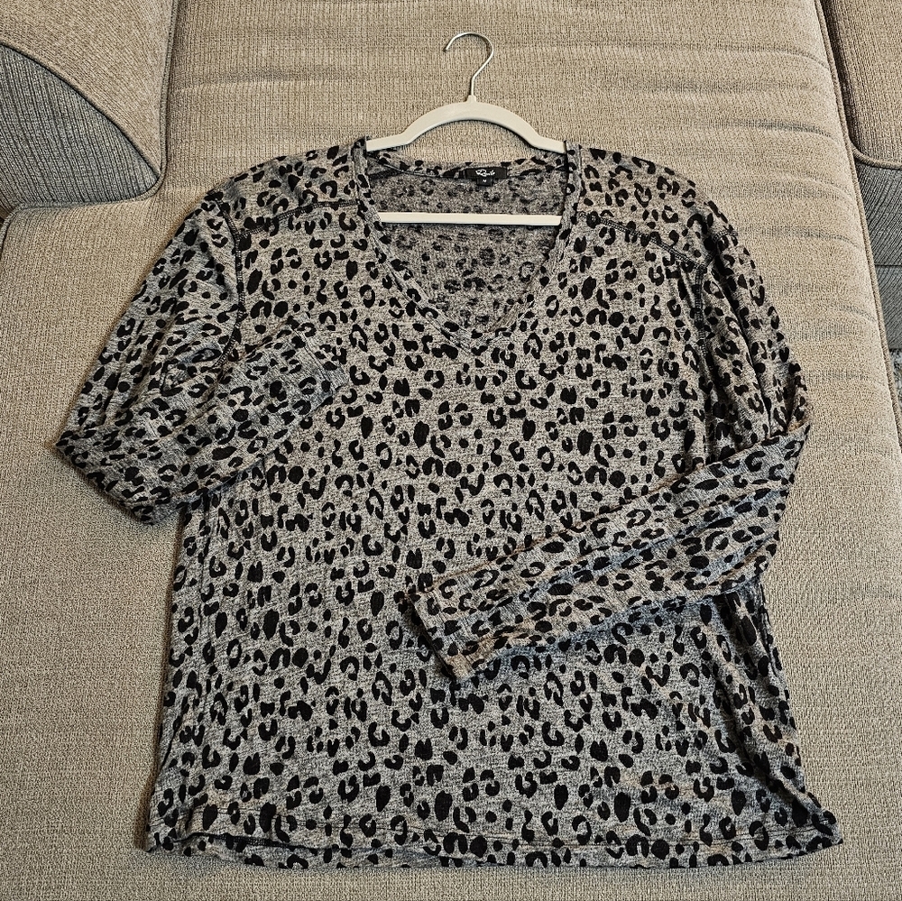 Rails Sami Charcoal Leopard Linen Blend Gray Black Casual Top Size Medium